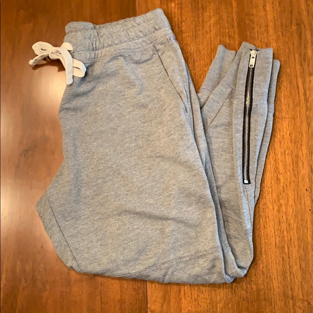 GAP Joggers